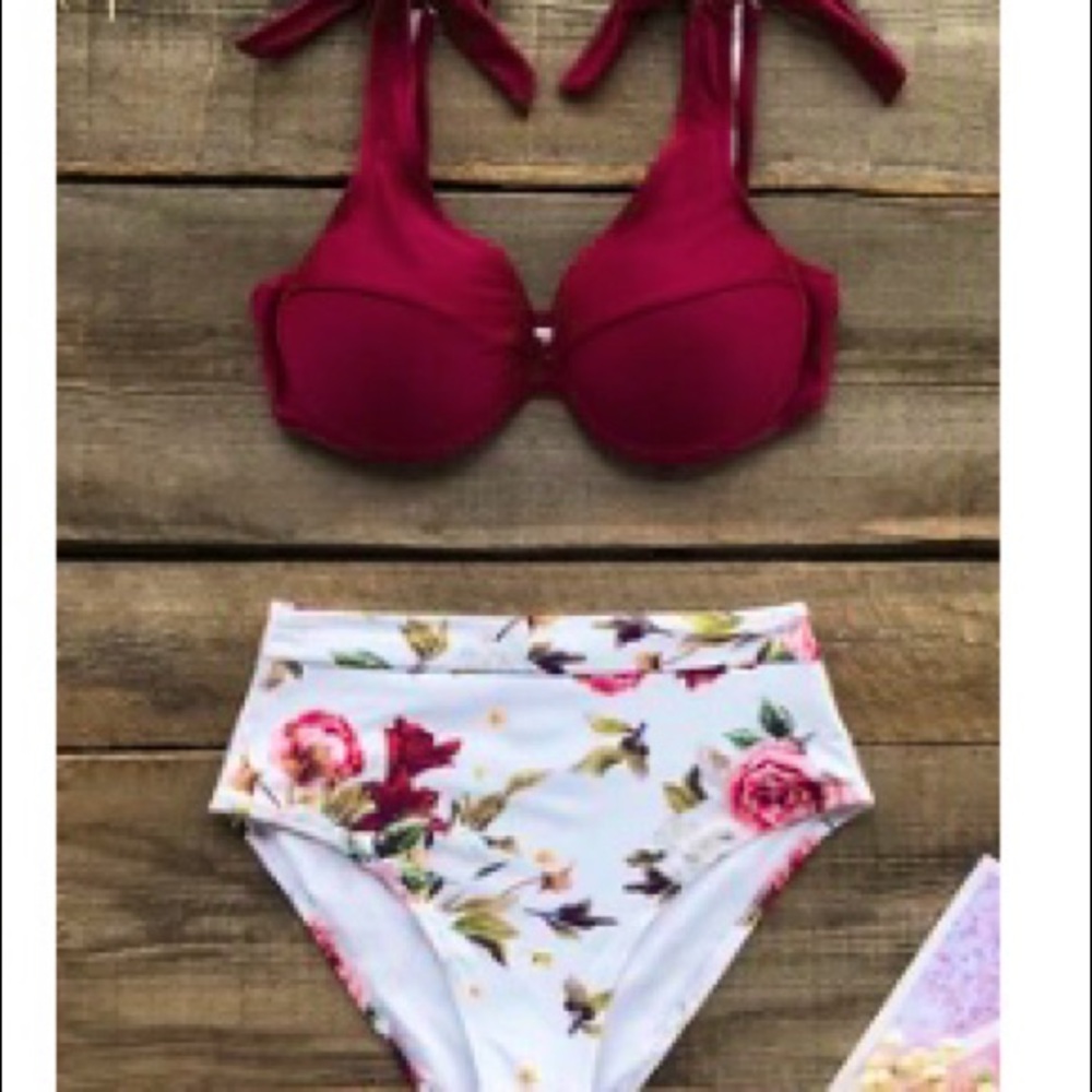 Cupshe High Waisted Bikini ~ Brand New Red Floral